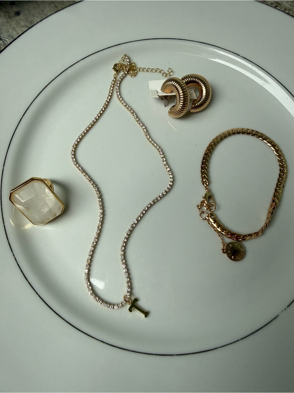 Nordstrom Gold Jewelry Bundle Necklace Bracelet Earrings Set NWOT 4 Pieces